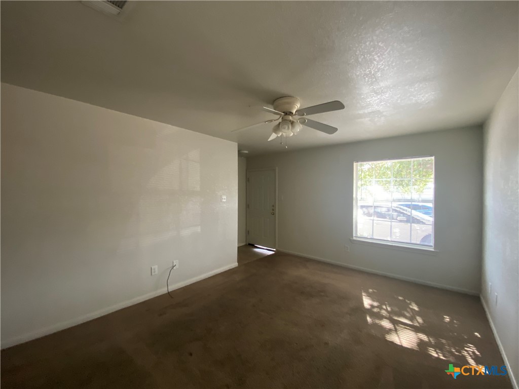 2109 Jennifer Drive A Property Photo 6