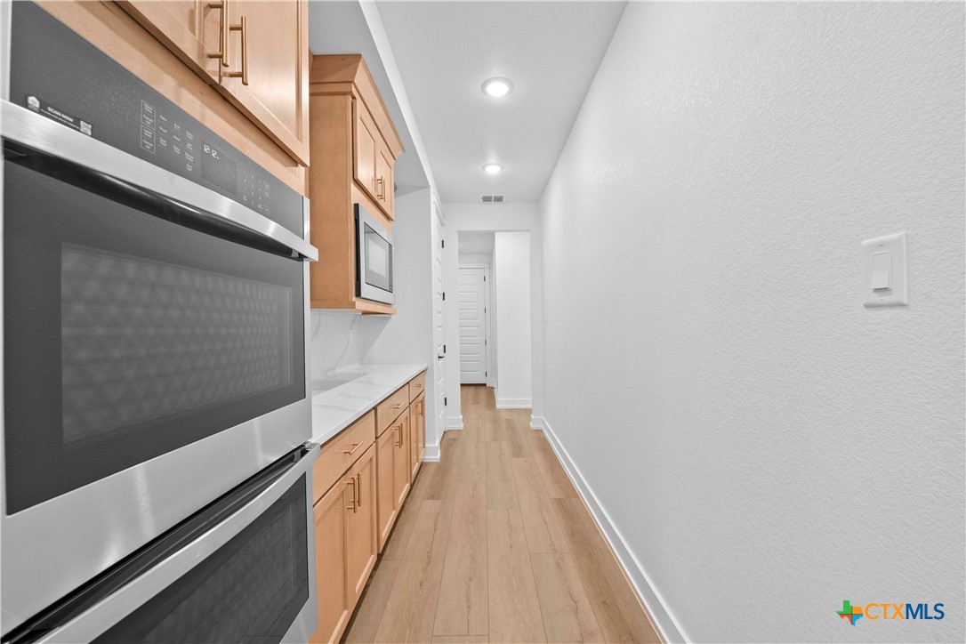 6774 Kings Mill Drive Property Photo 15