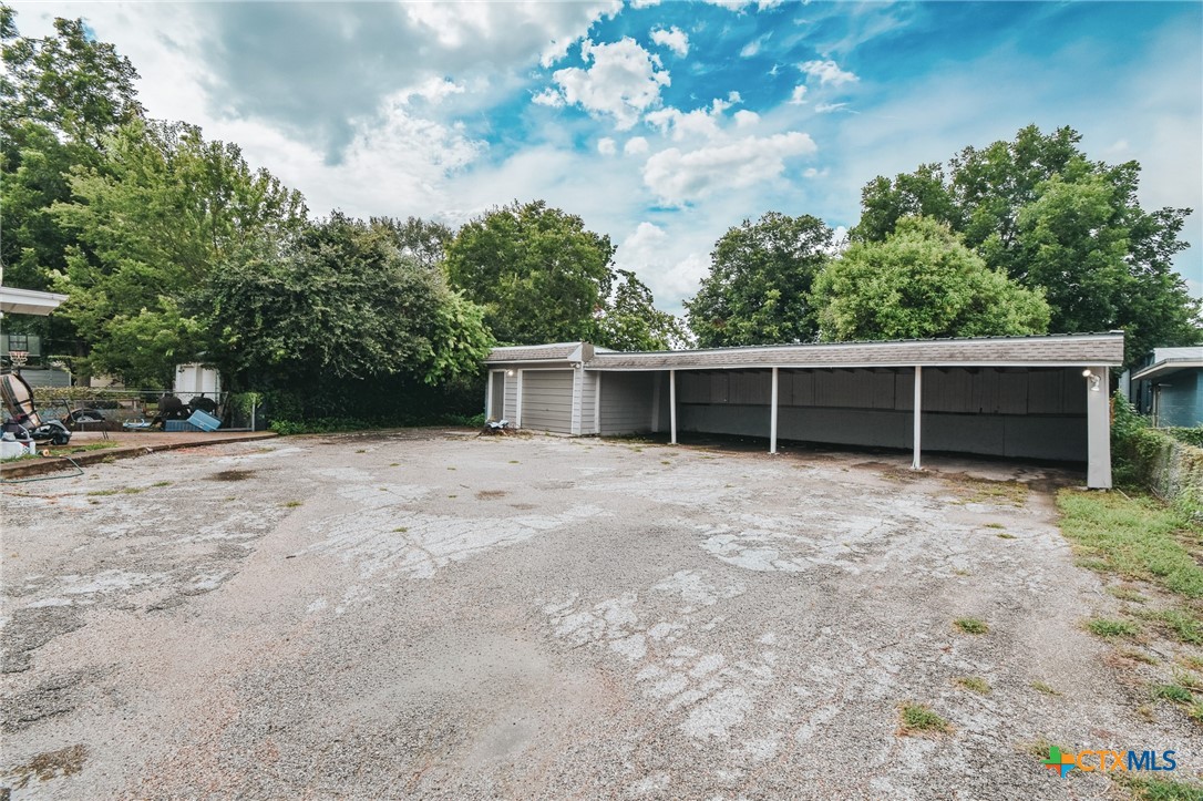 1503 E Virginia Avenue Property Photo 3