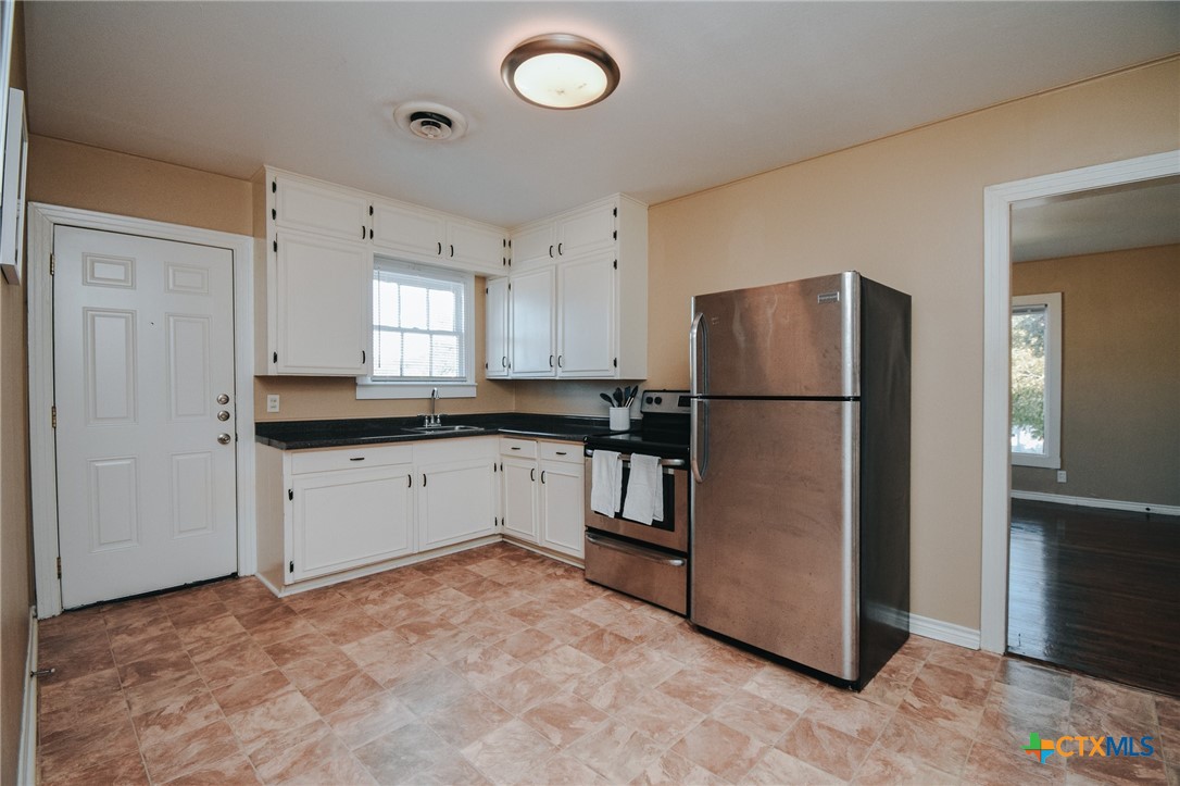 1503 E Virginia Avenue Property Photo 9