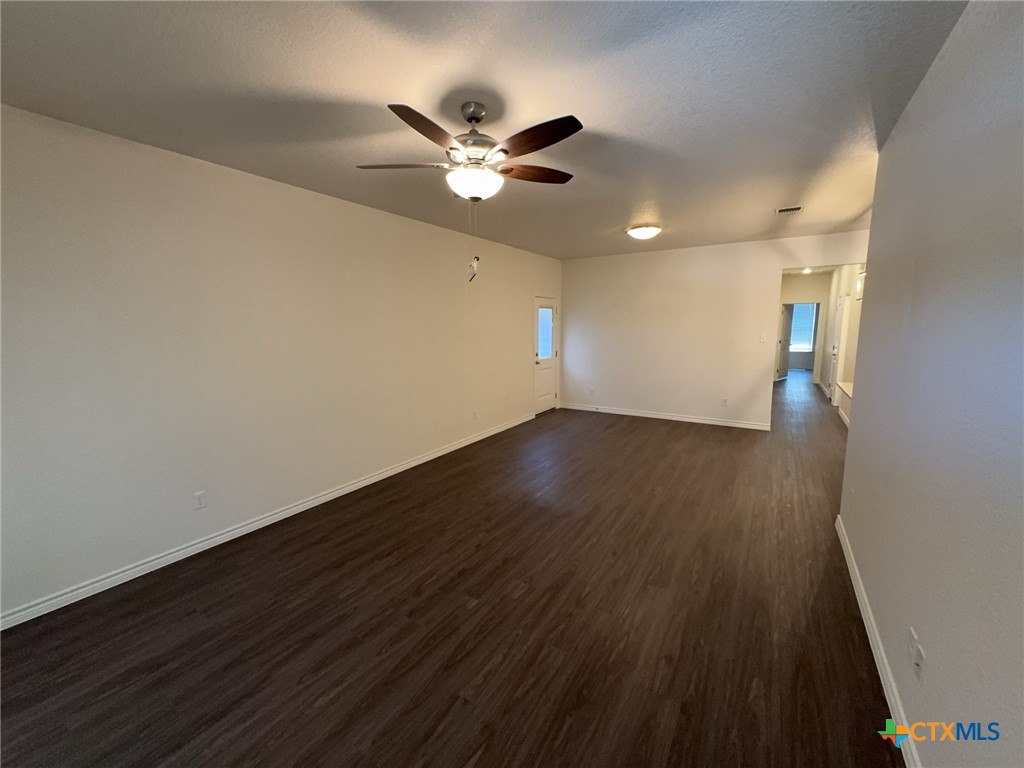 5106 Rose Garden Loop Property Photo 2