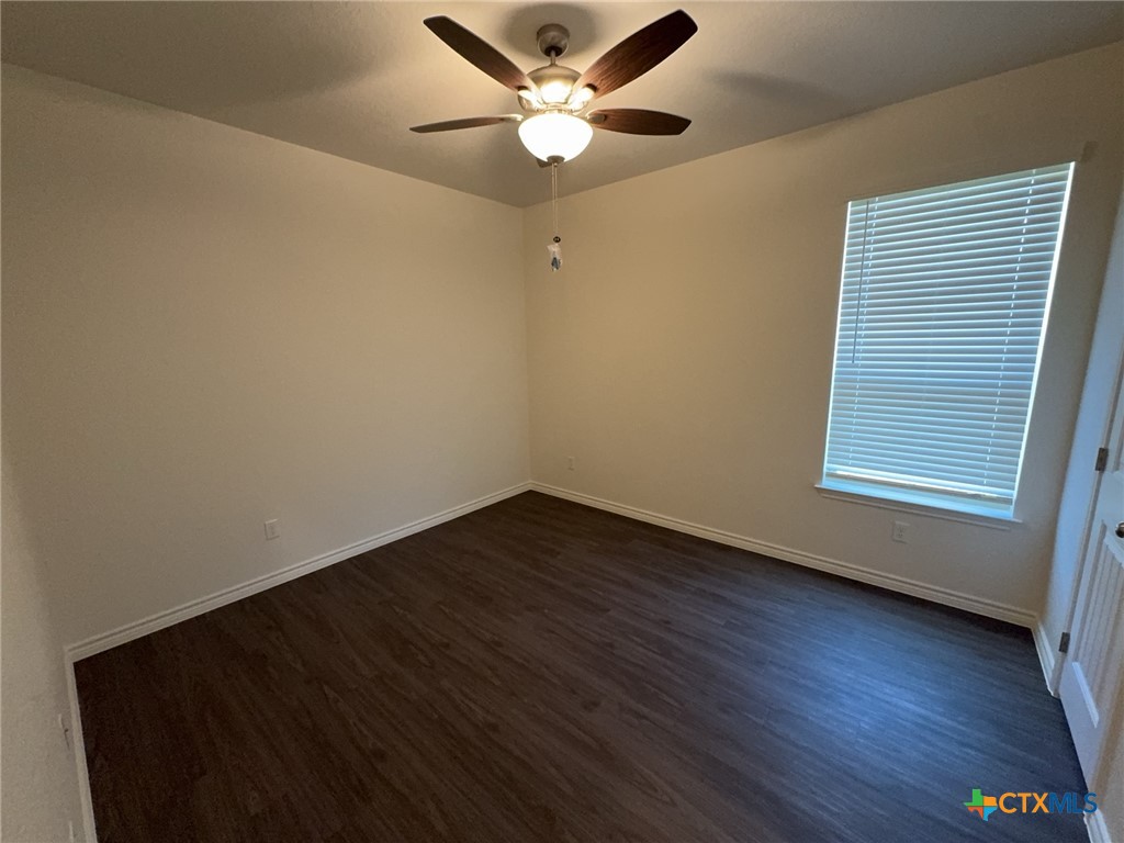 5106 Rose Garden Loop Property Photo 8
