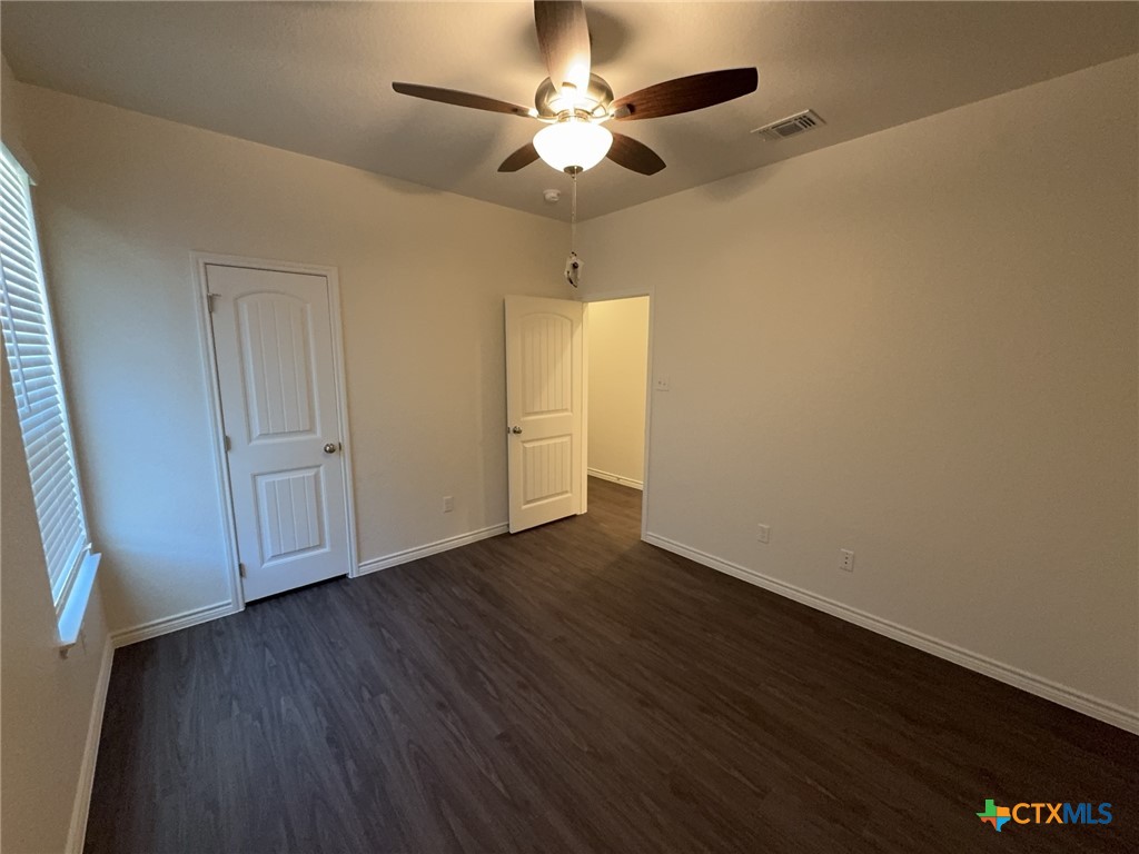 5106 Rose Garden Loop Property Photo 9