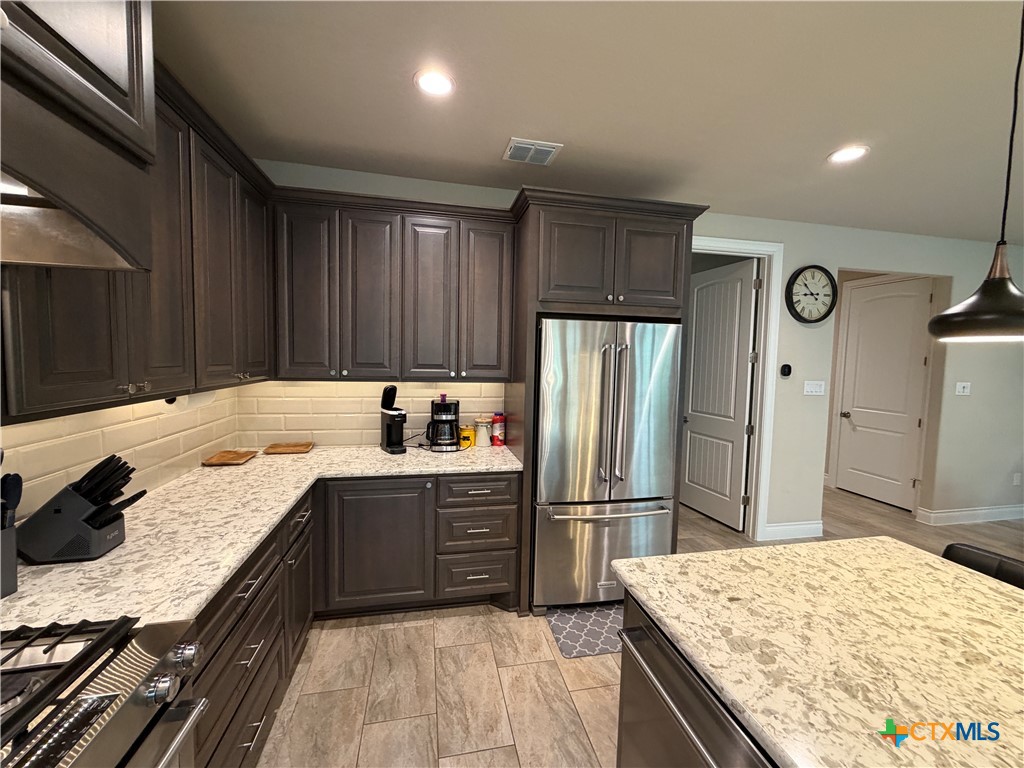 3891 Potters Creek Road Property Photo 14