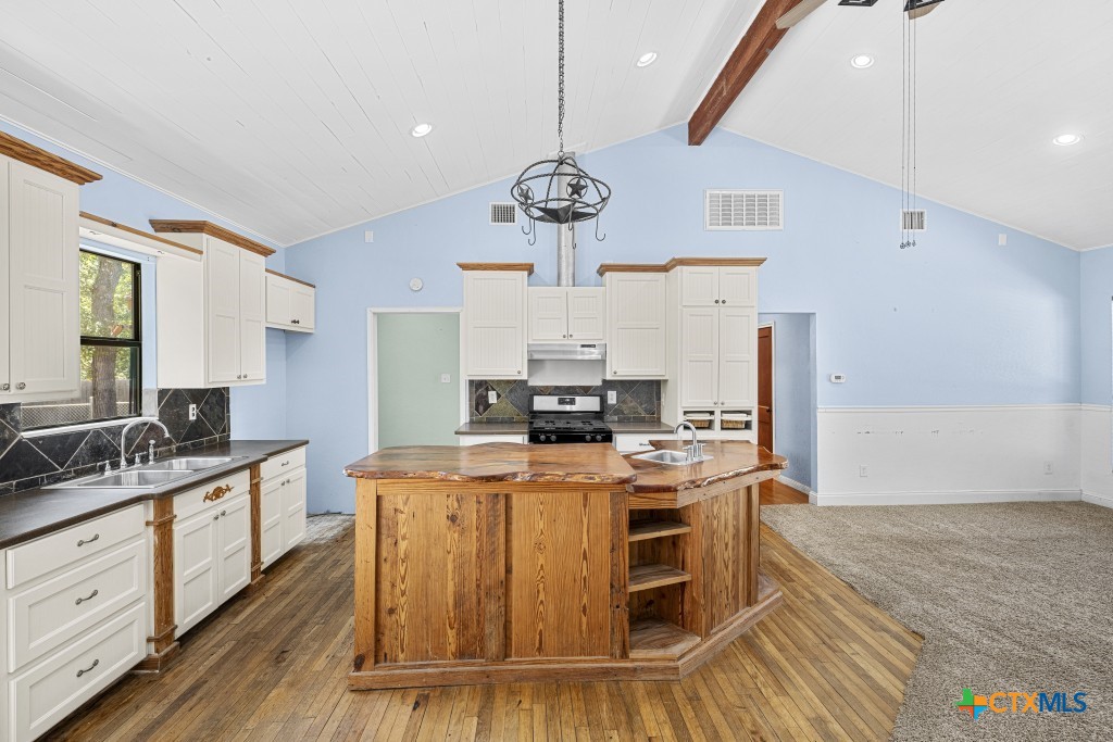 15375 N Fm 487 Property Photo 10