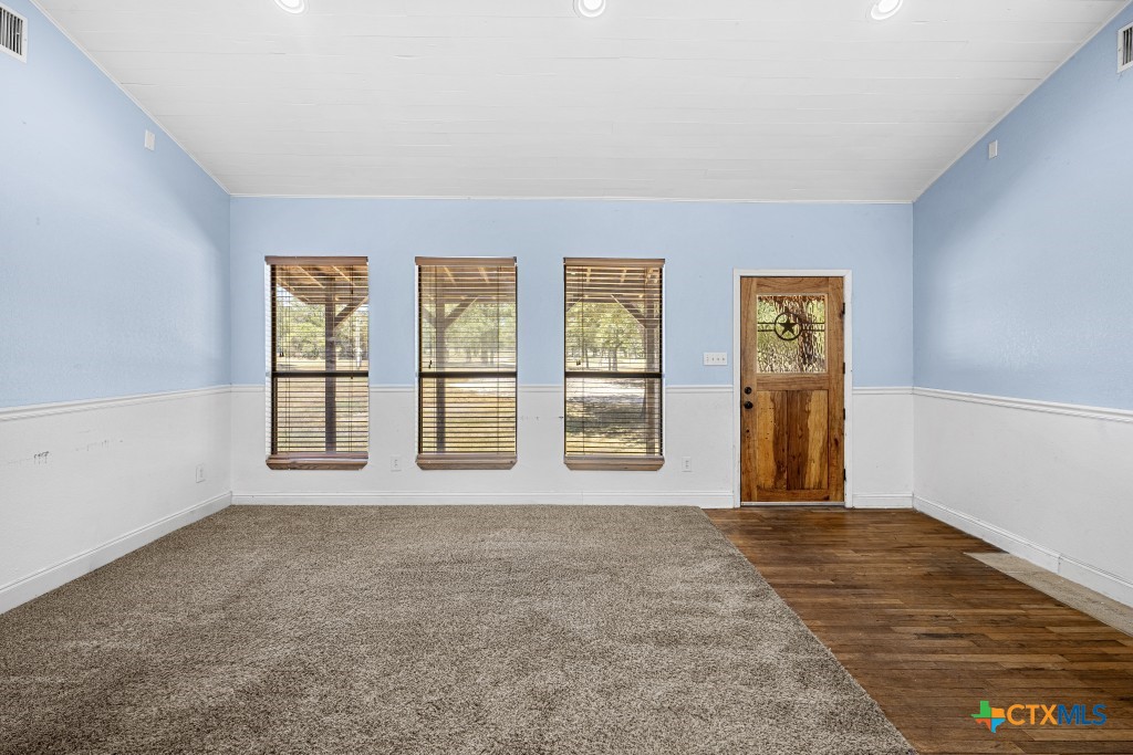 15375 N Fm 487 Property Photo 12