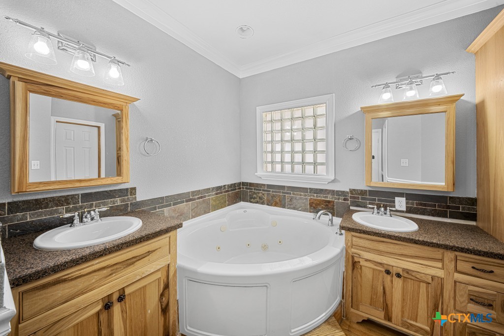 15375 N Fm 487 Property Photo 15
