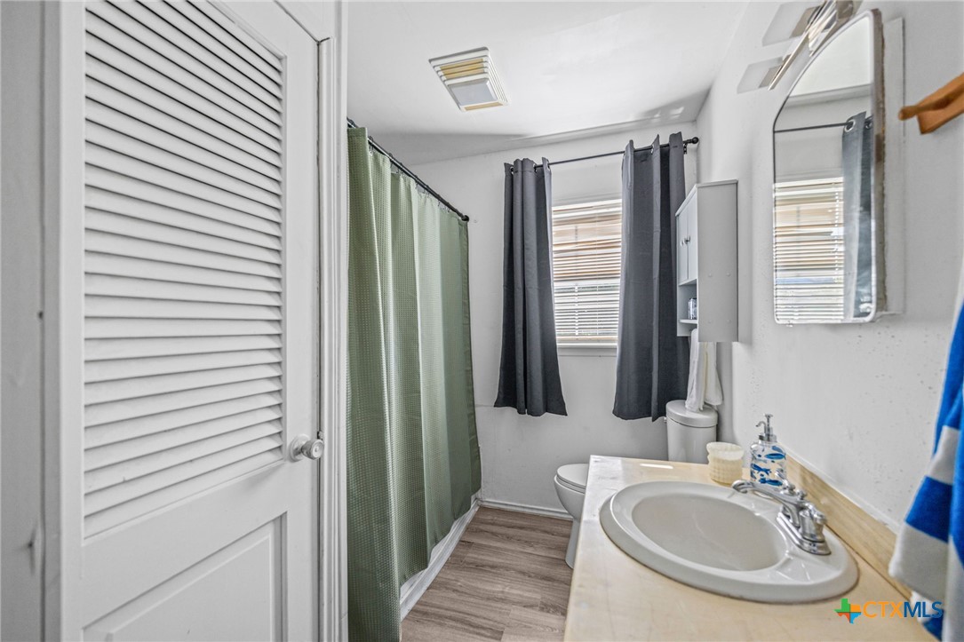 890 N Quailrun Avenue Property Photo 18