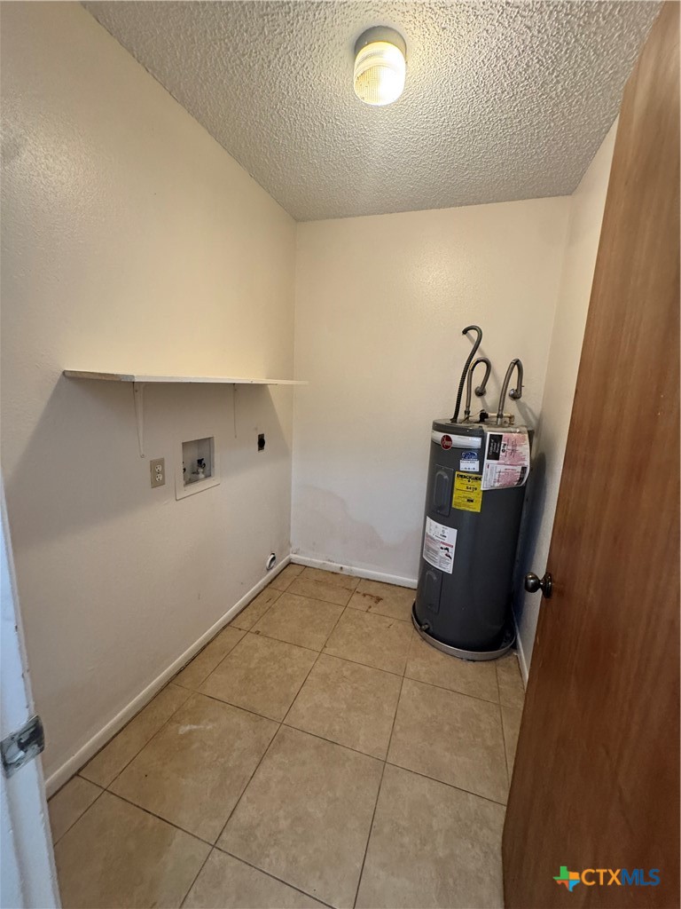 201 Versailles Street Property Photo 10