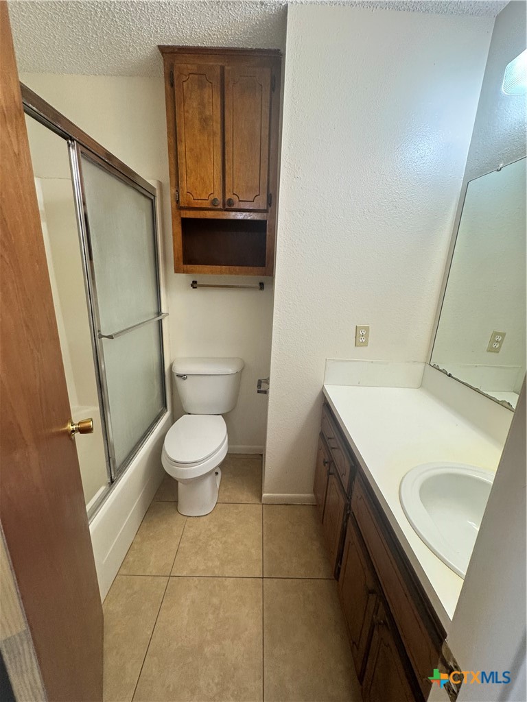 201 Versailles Street Property Photo 12