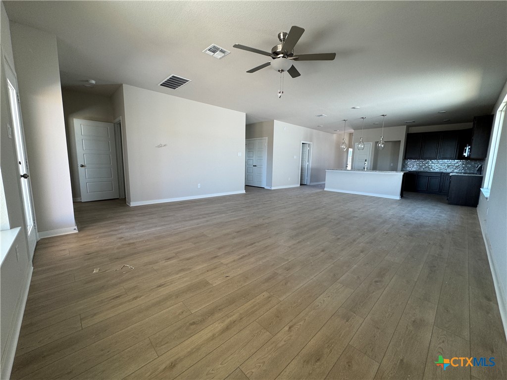210 Thoroughbred Trail Property Photo 5