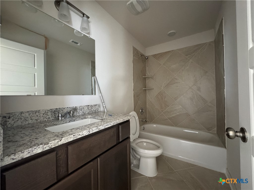 210 Thoroughbred Trail Property Photo 8