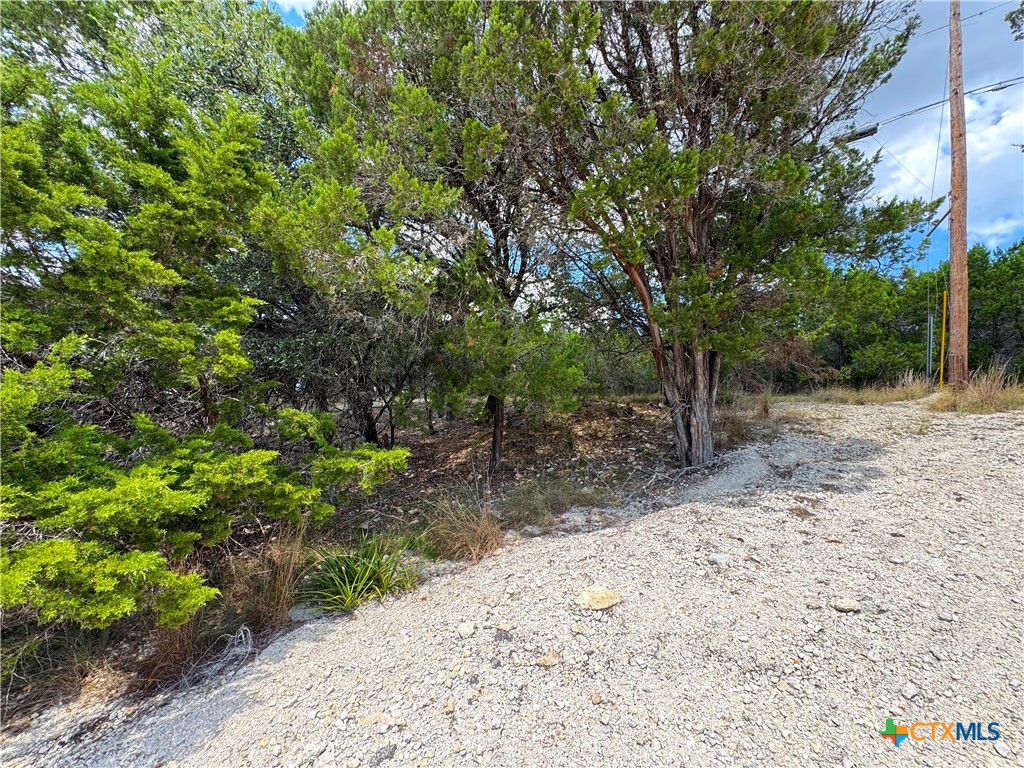 861-881 Riviera Drive Property Photo 12