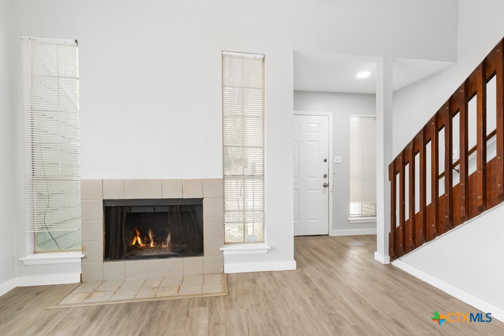 6710 Windsor Hollow Property Photo 4