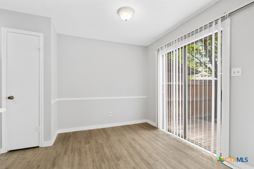 6710 Windsor Hollow Property Photo 11