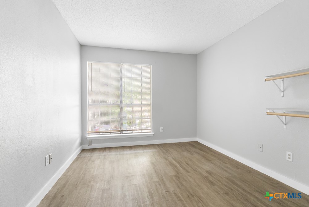 6710 Windsor Hollow Property Photo 18