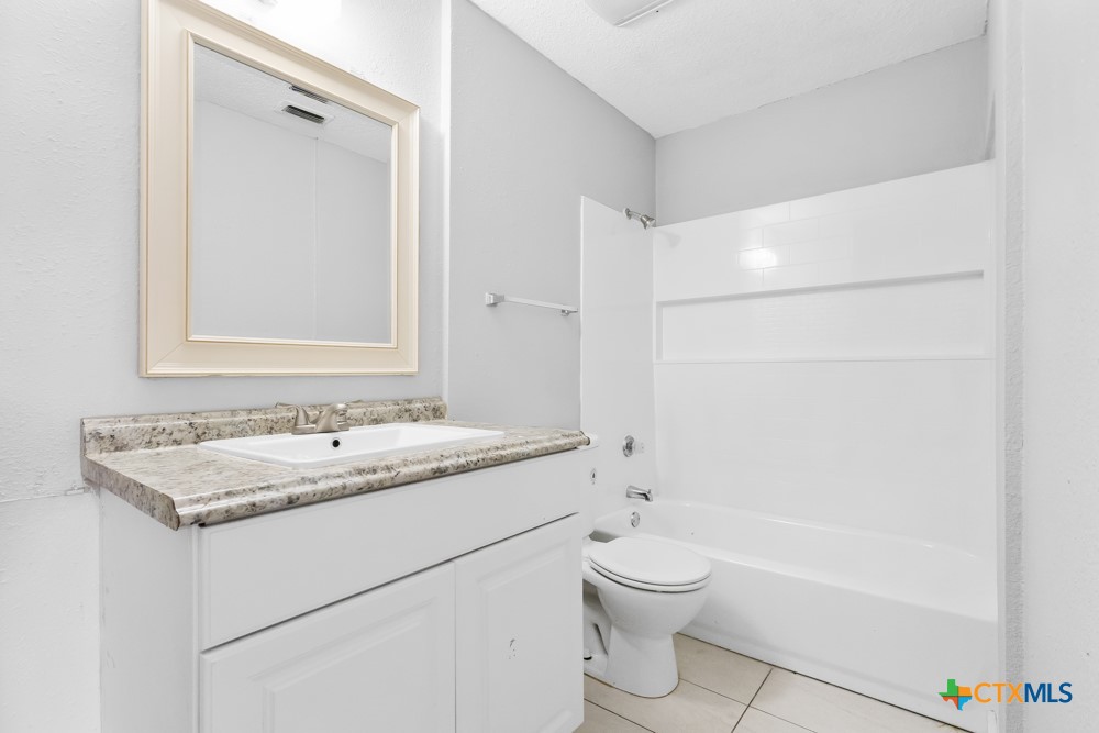 6710 Windsor Hollow Property Photo 20