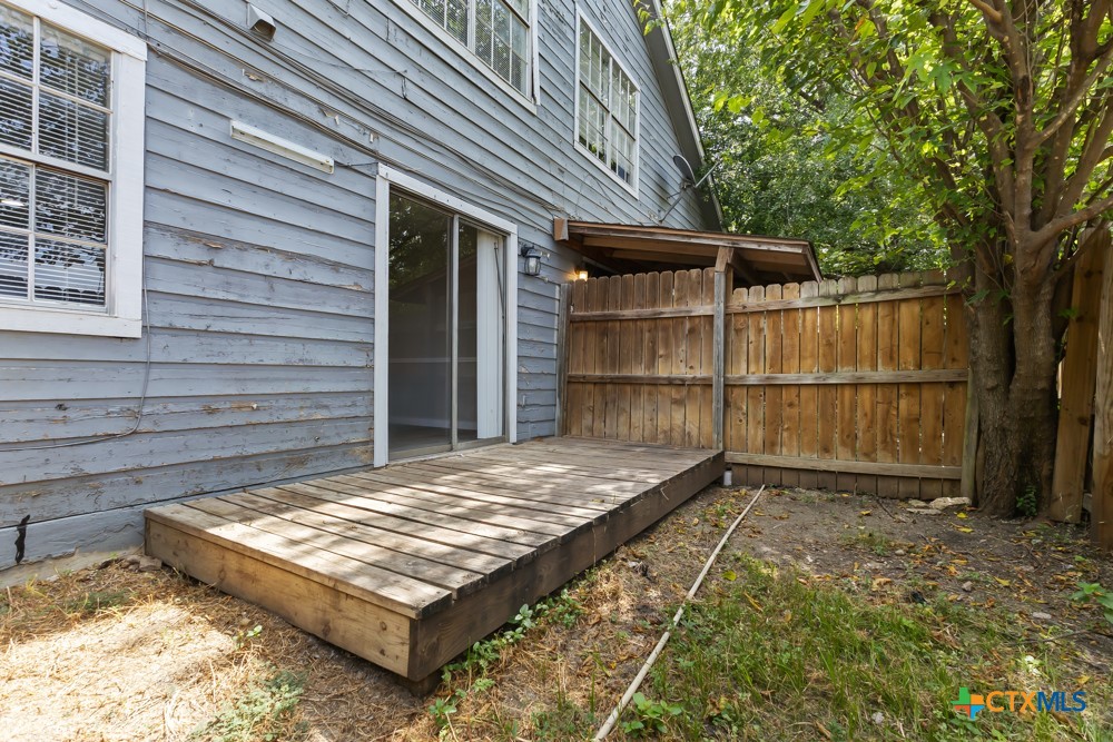 6710 Windsor Hollow Property Photo 22
