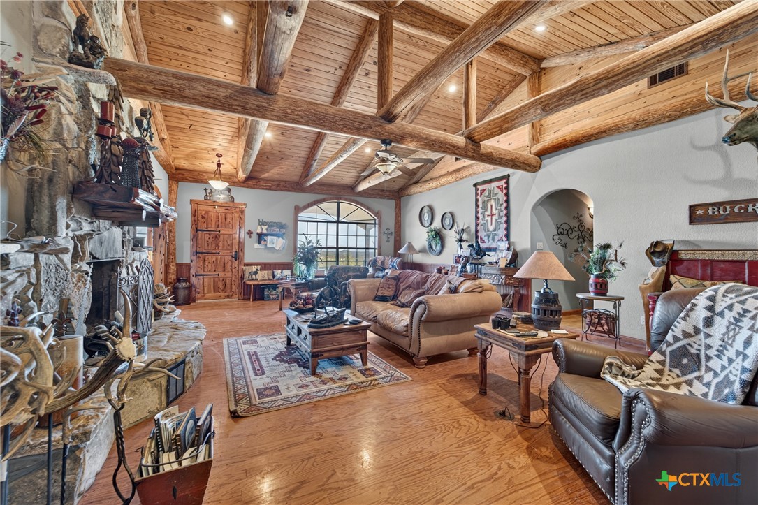 623107 Property Photo 30