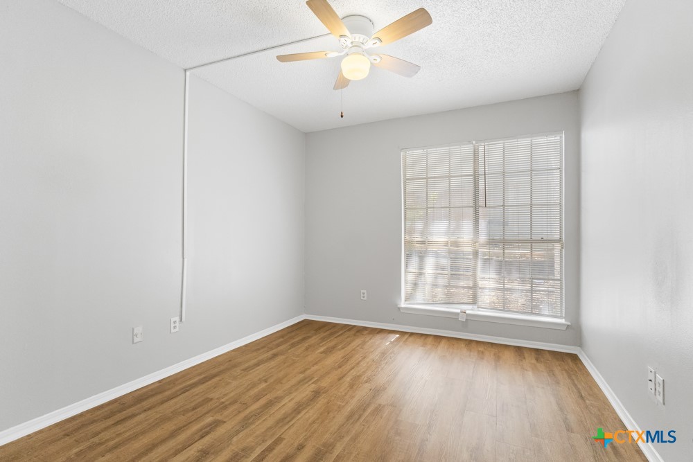 6714 Windsor Hollow Property Photo 17