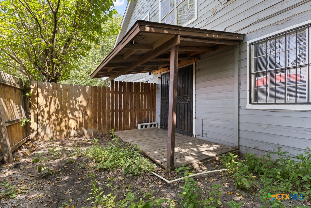 6714 Windsor Hollow Property Photo 21