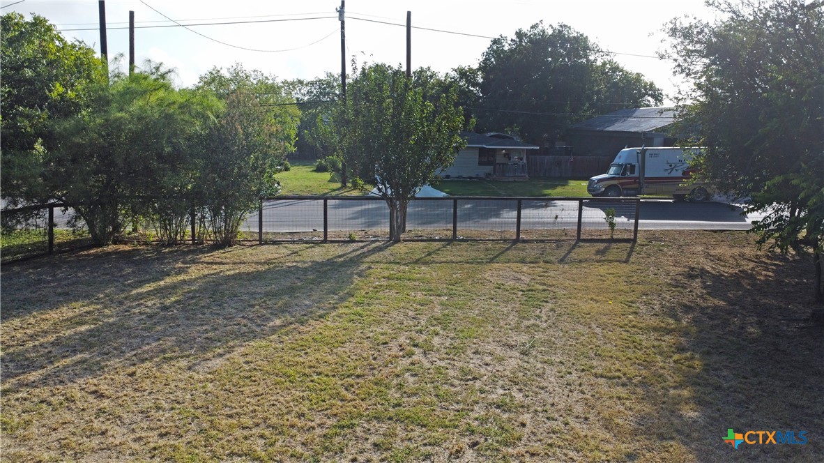 962 S Castell Avenue Property Photo 11