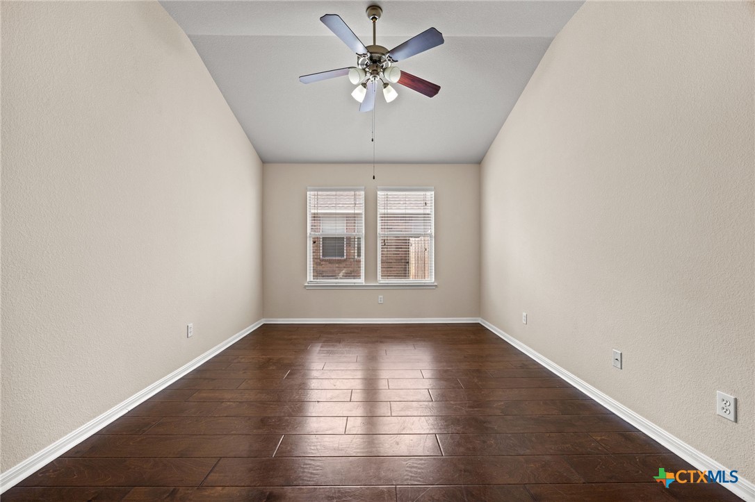 135 Justin Leonard Drive Property Photo 12