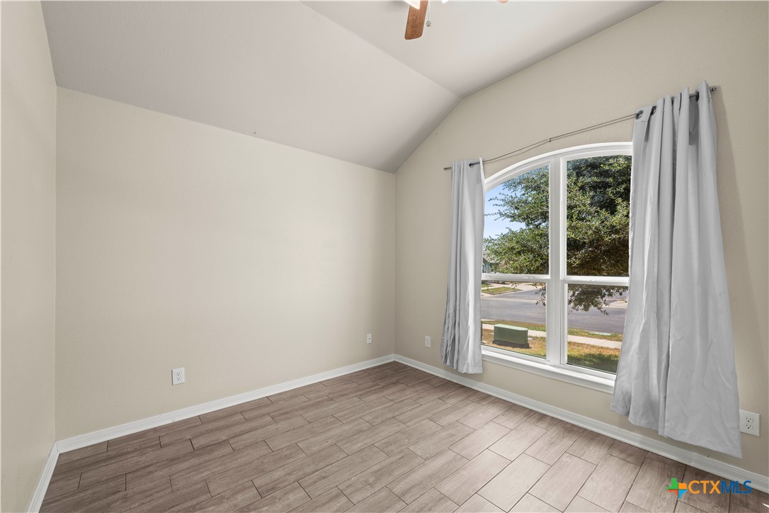 410 Pointer Street Property Photo 3