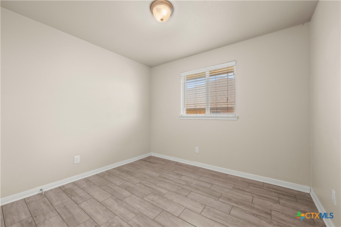 410 Pointer Street Property Photo 7