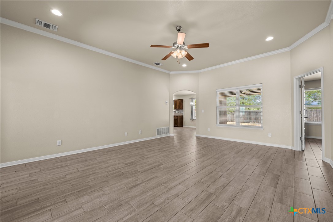 410 Pointer Street Property Photo 15