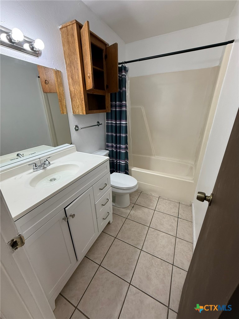 309 E Walnut Street 2 Property Photo 7