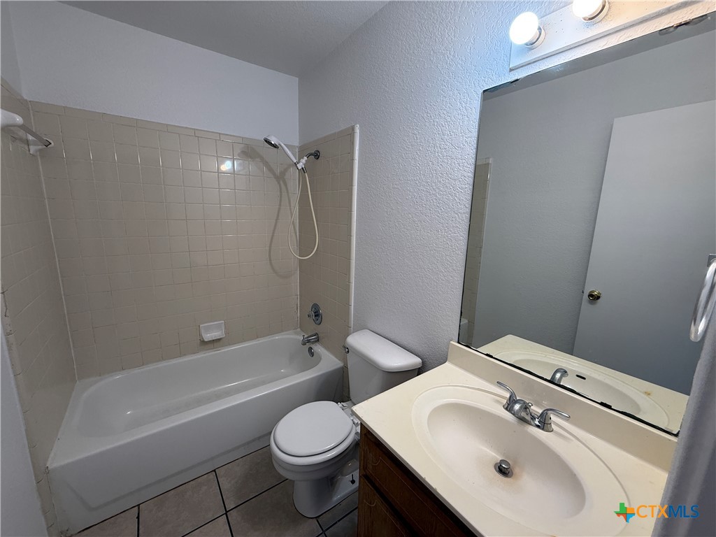 1210 Industrial Boulevard D Property Photo 18