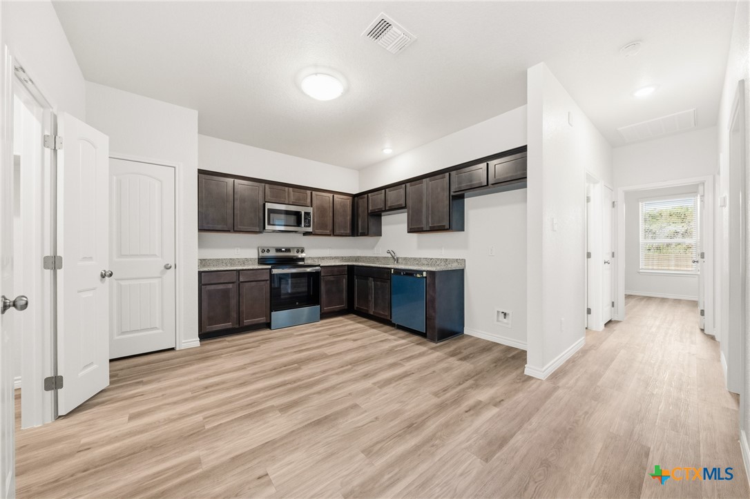 509 Adley Avenue B Property Photo 9