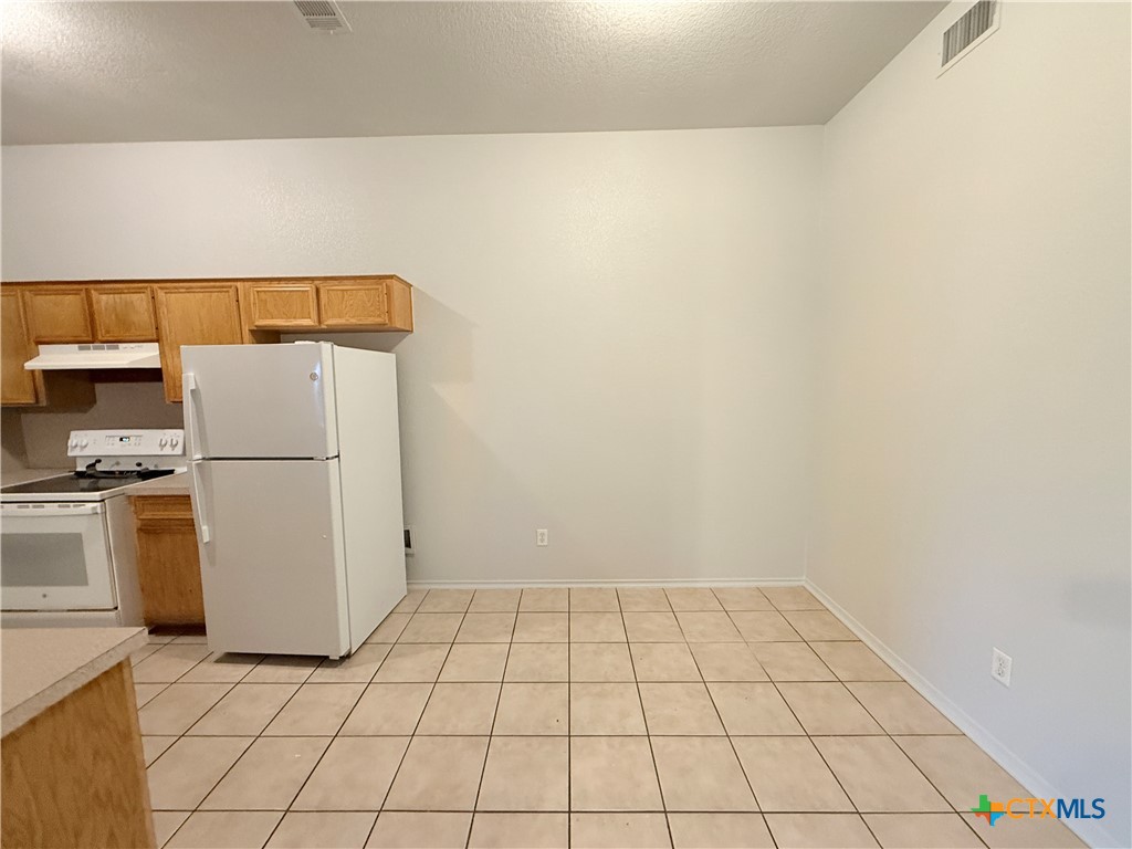 3708 Gus Drive B Property Photo 13