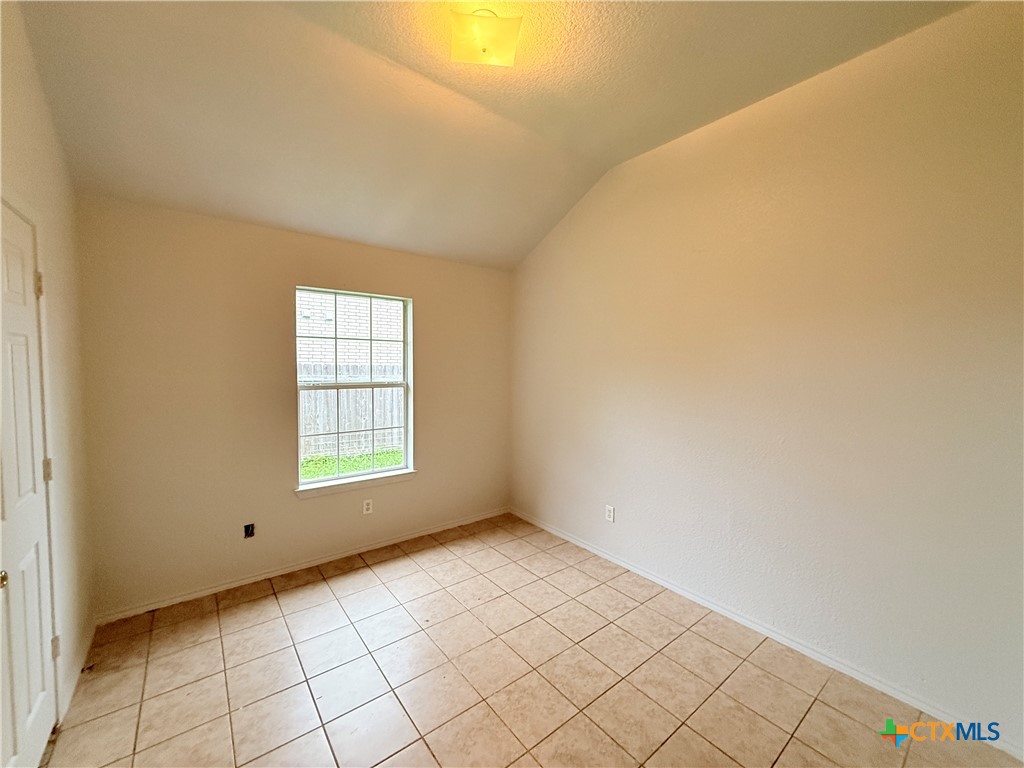 3708 Gus Drive B Property Photo 24