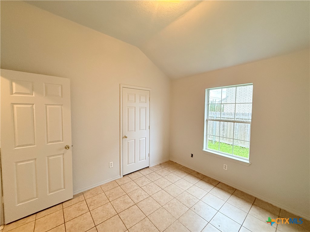 3708 Gus Drive B Property Photo 25
