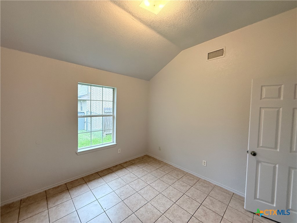 3708 Gus Drive B Property Photo 30
