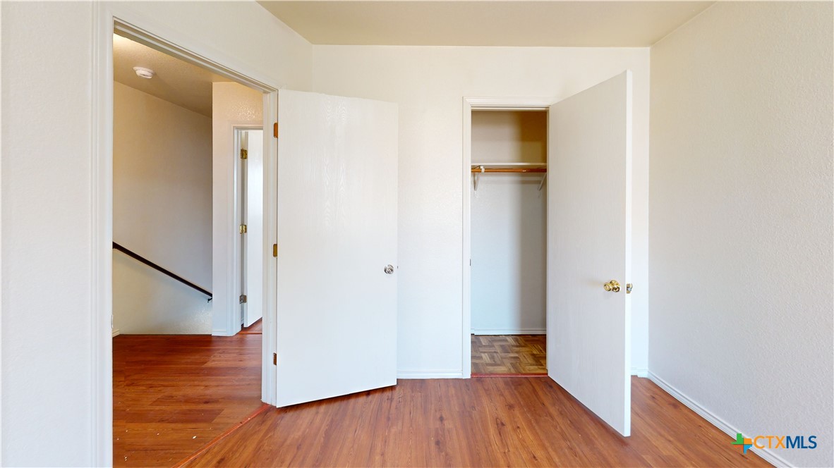 4302 Jeff Scott Drive A Property Photo 7