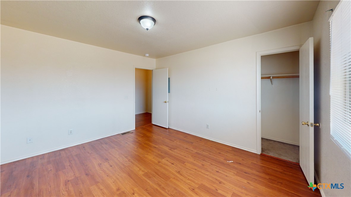 4302 Jeff Scott Drive A Property Photo 11
