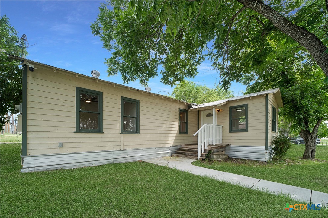 414 Orange Avenue Property Photo 7