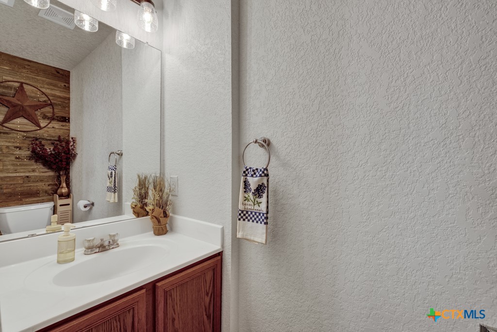 3988 Trinity Trail Property Photo 4