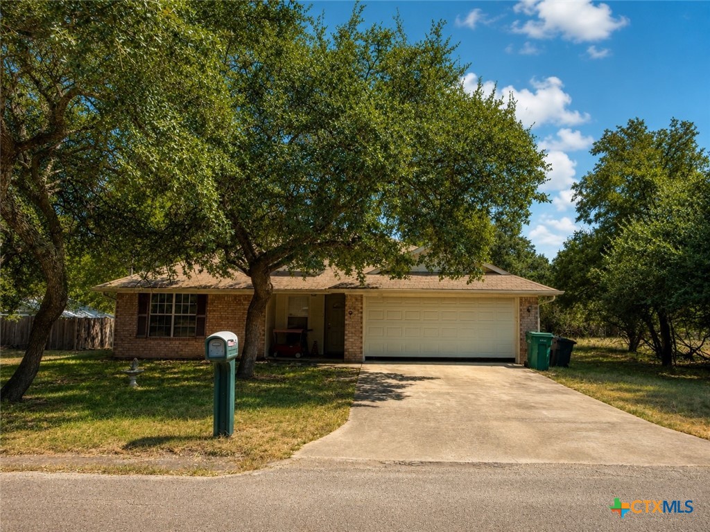 5 Willow Run Drive Property Photo 1