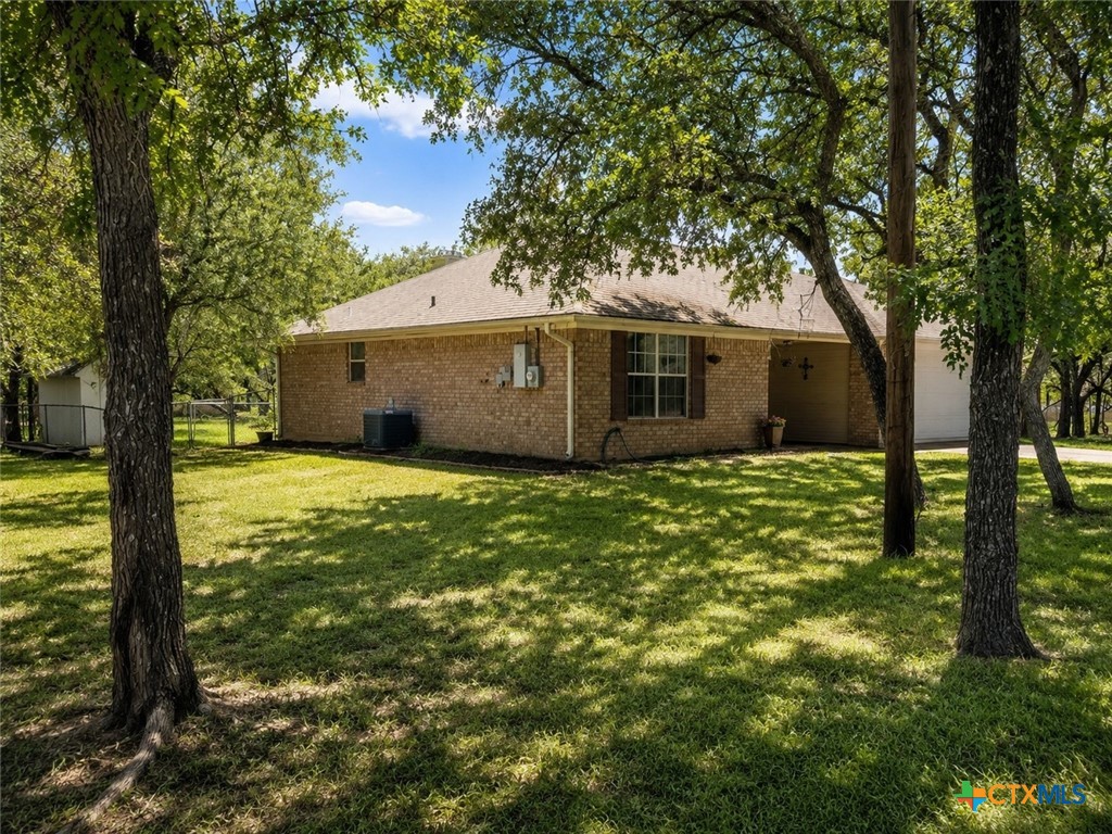 5 Willow Run Drive Property Photo 3