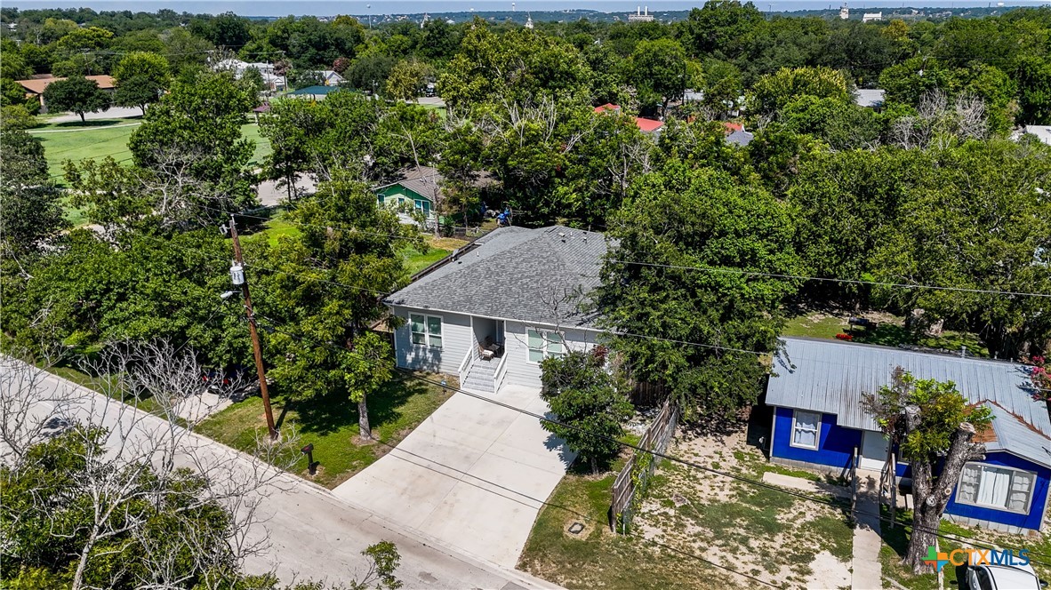 341 Comanche Street Property Photo 3