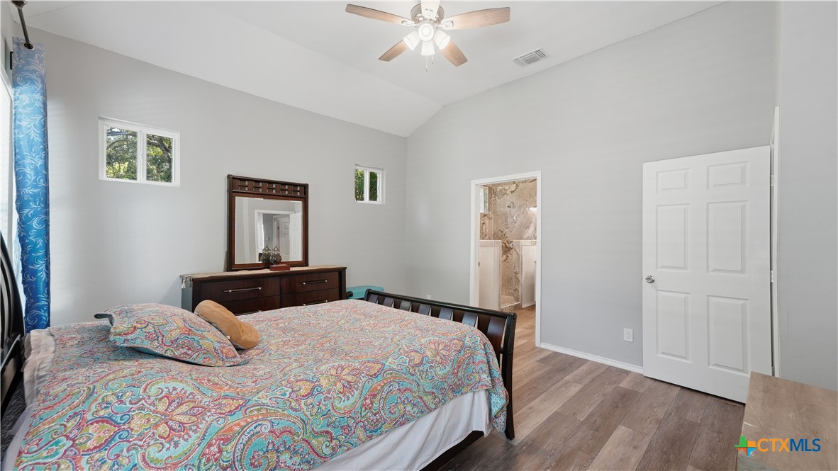 341 Comanche Street Property Photo 18