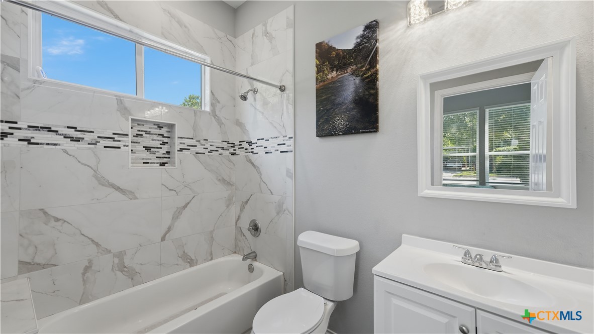 341 Comanche Street Property Photo 31