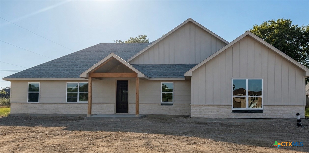 7202 Felix Mcdaniel Drive Property Photo 1