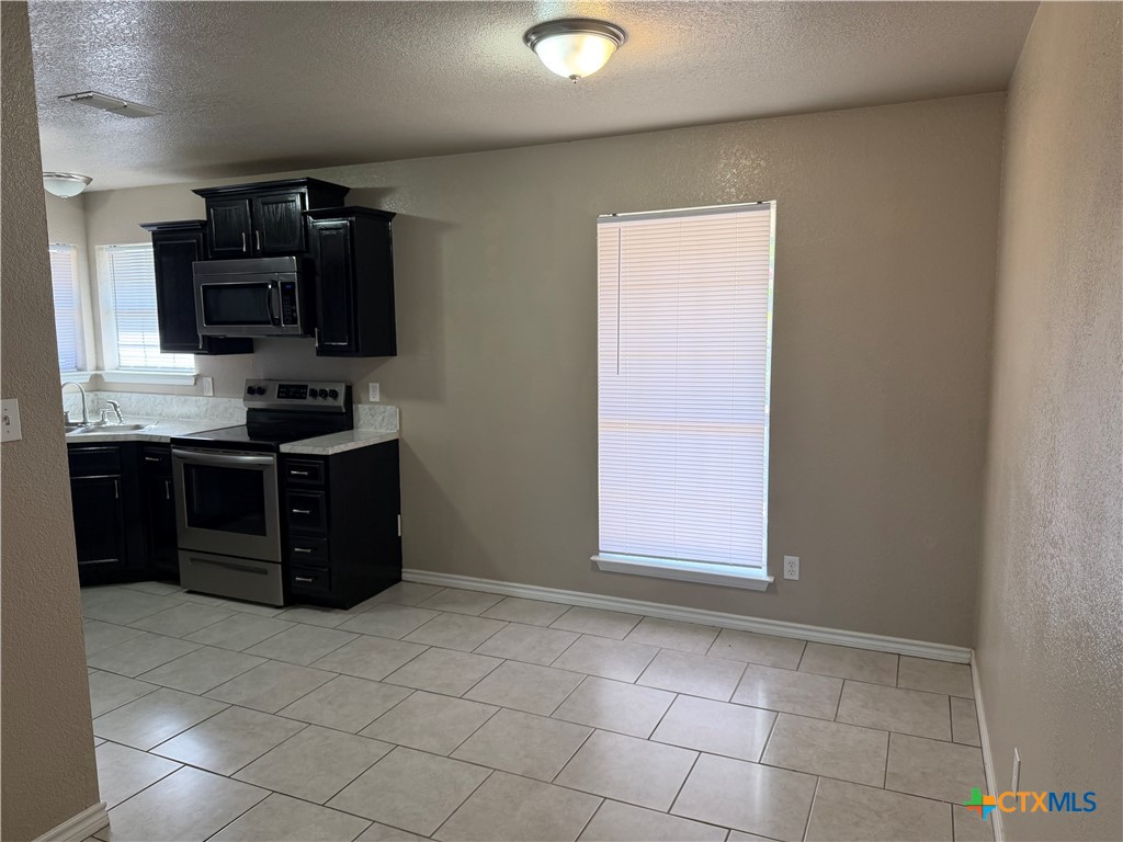 1103 Concho Street Property Photo 3