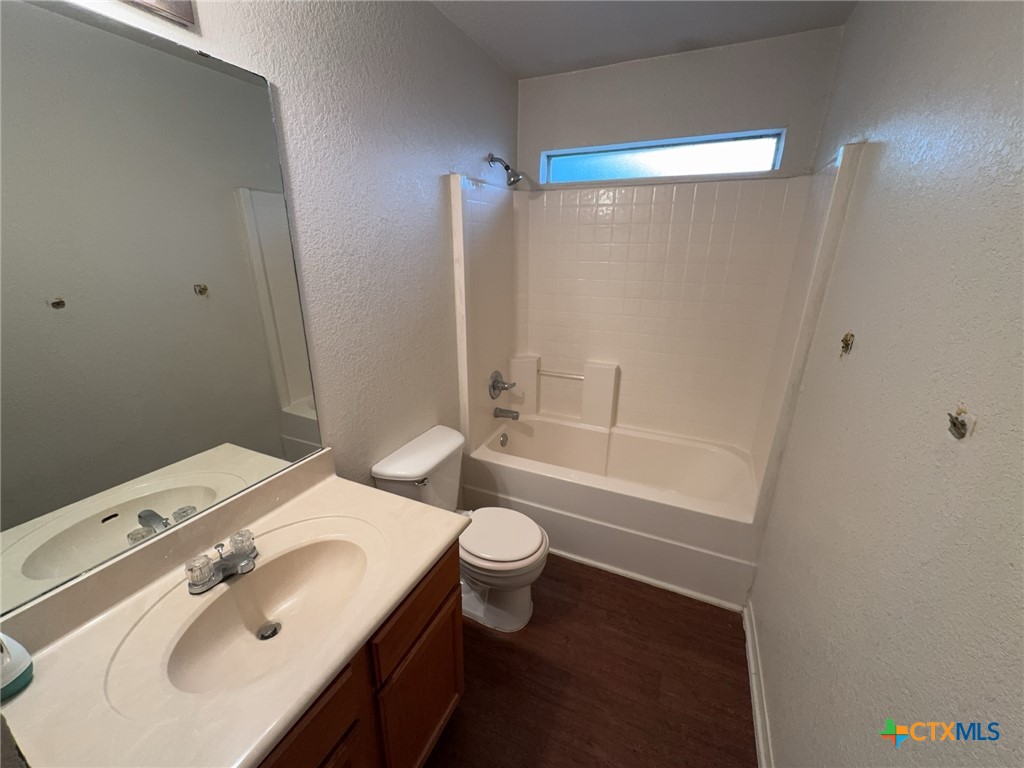 1407 Dugger Circle C Property Photo 15