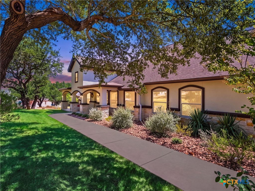1711 Mountain Springs Property Photo 1